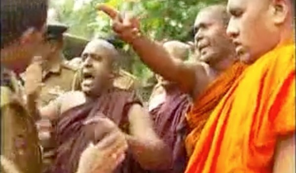 Buddhist monks protestScreen-Shot-2012-04-24-at-11.08.16-PM